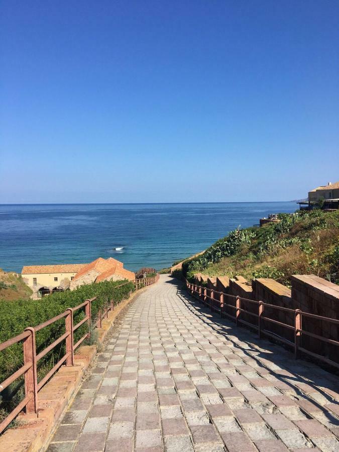 ゴンネーザ Antica Tonnara Porto Pagliaヴィラ エクステリア 写真